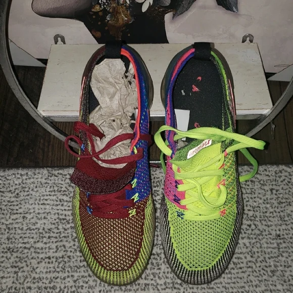 Nike RARE Flyknit II Vapormax Sz 10 - Picture 2 of 7